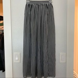 Chiffon black and white striped skirt